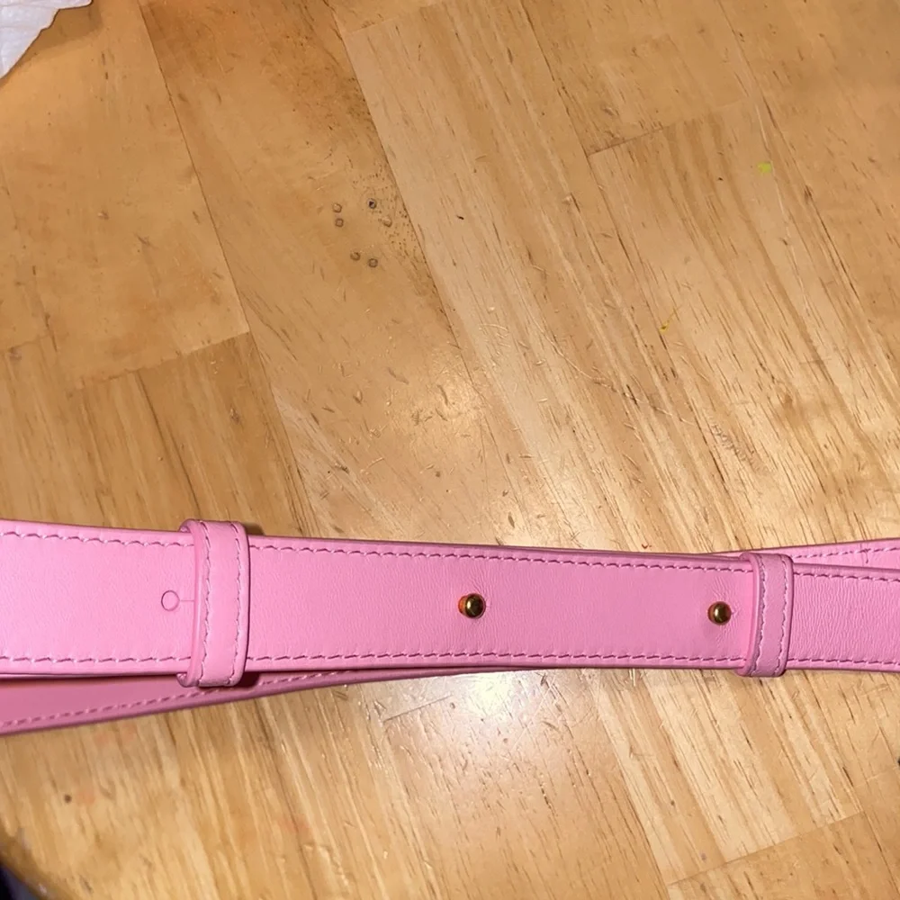 Authentic BOTTEGA VENETA Small Intrecciato Leather Cassette Crossbody Bag - Picture 15 of 16